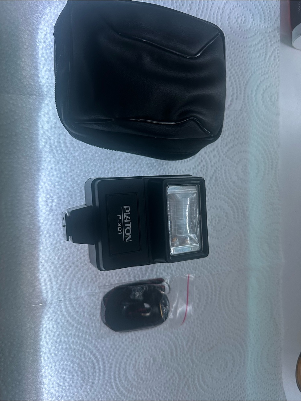 Vintage Piaton FT-301 Camera Flash w/ Case Untested